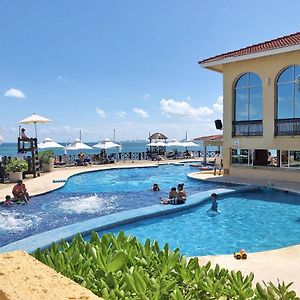 All Ritmo Cancun Resort & Water Park